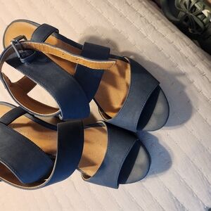 Women's Navy Sandals